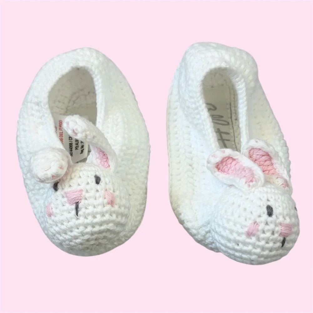 Anthropologie Albetta Bunny Rabbit Crochet Slippers Shoes, Spring Socks White